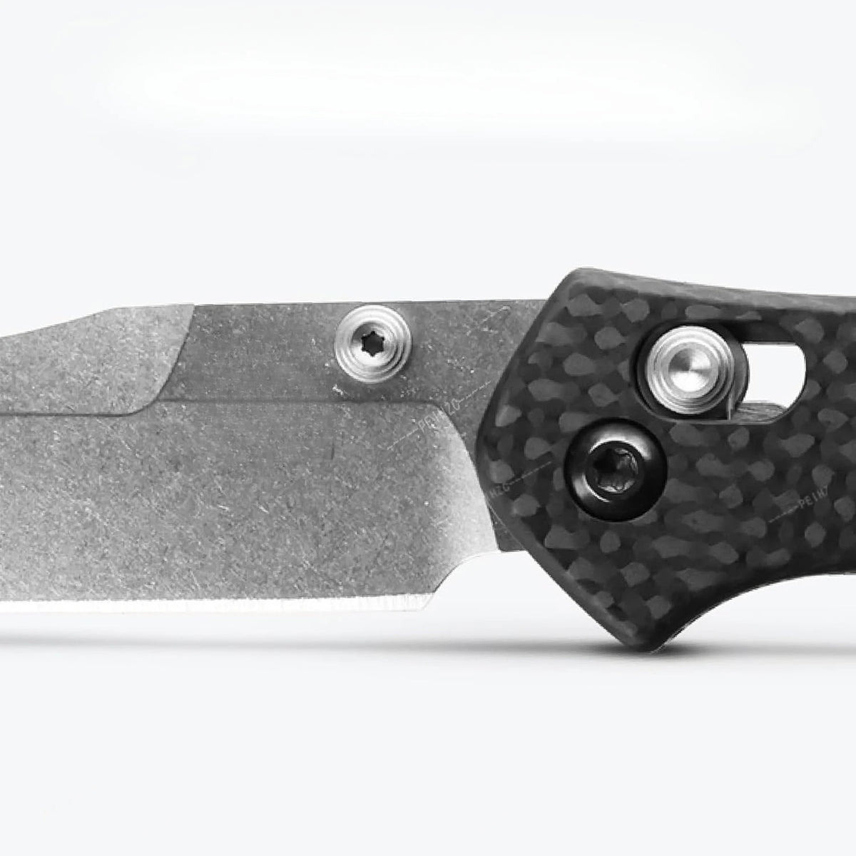 BM 940 Compact Folding Knife D2 Steel Blade Carbon Fiber Handle Outdoor Camping Hiking EDC Practical Cutting Knife Men's Gift