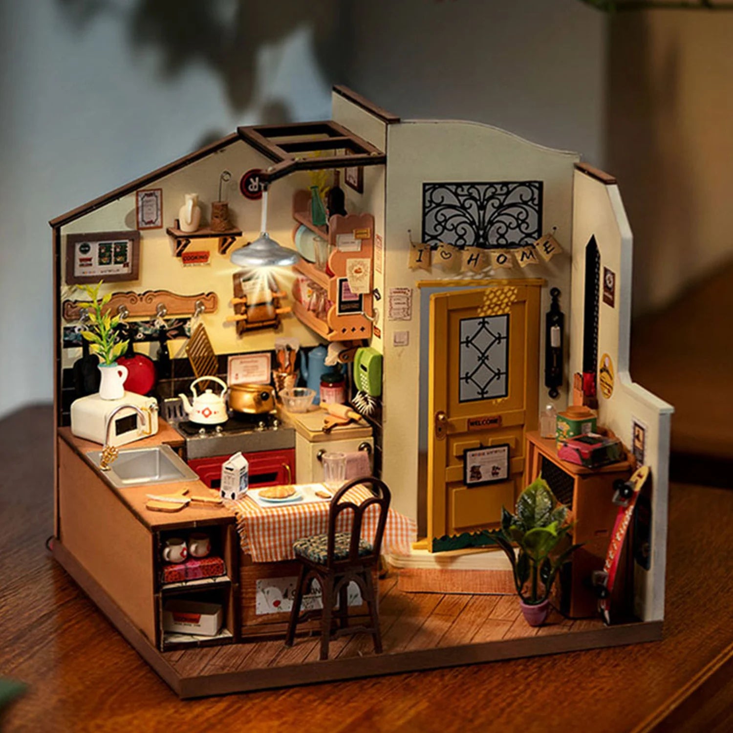 Rolife DIY Mini Dollhouse Model Kits Homey Kitchen DIY Dollhouse Kids Miniature Fantasy Doll House Wooden Kit Toy